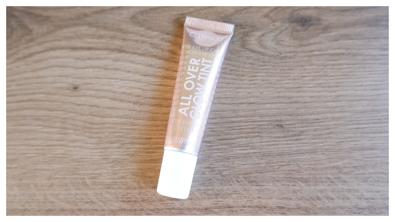 Catrice All Over Glow highlighter review