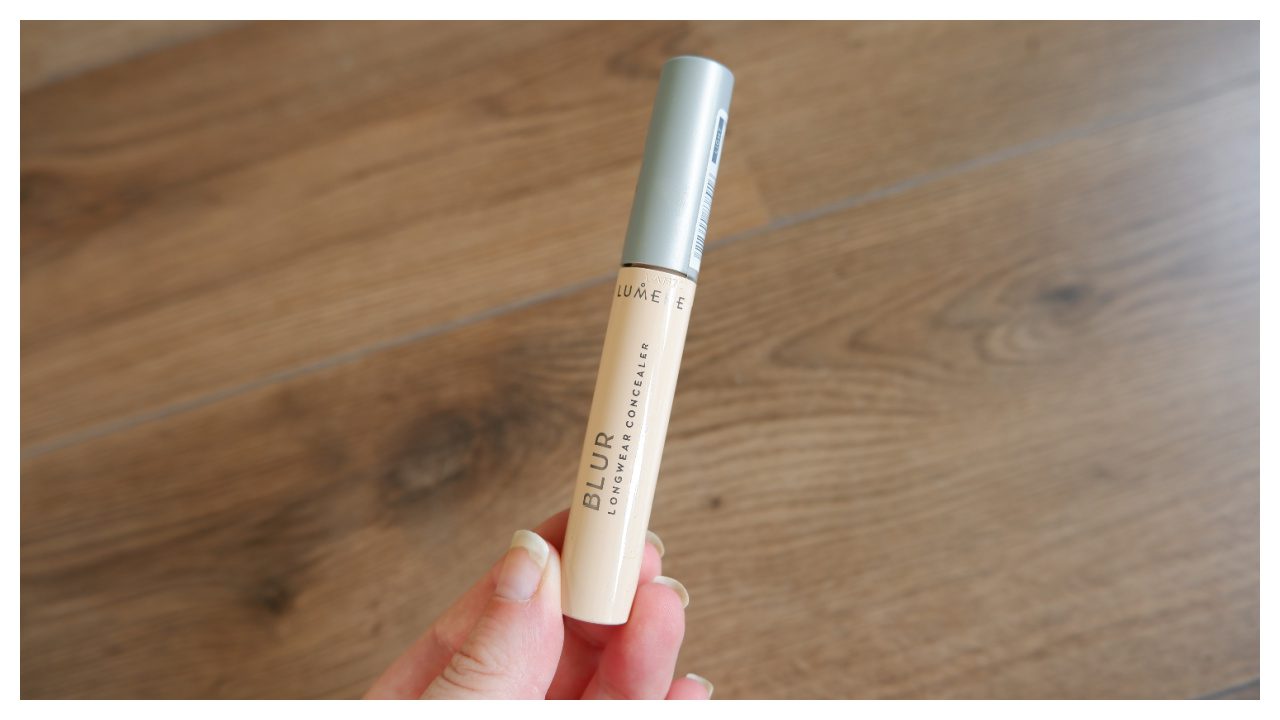 Lumene Blur concealer review