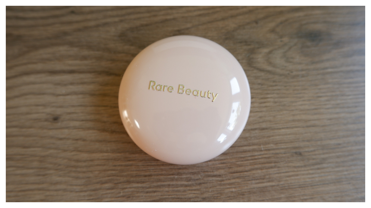 Rare Beauty Positive Light powder highlighter review