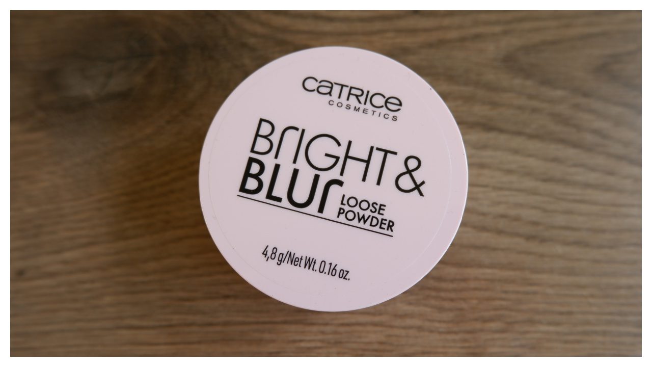 Catrice Bright & Blur loose powder review